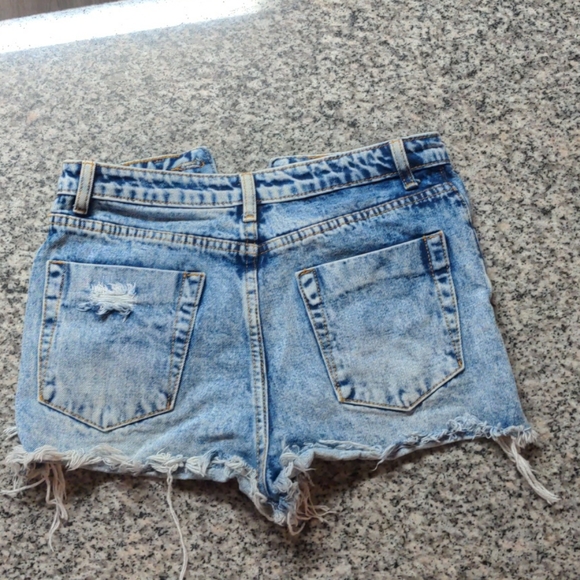 Distressed Shorts - Picture 2 of 3